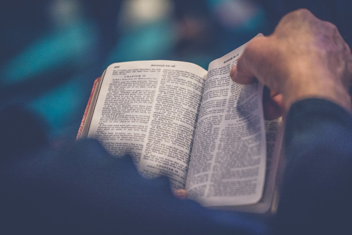 Las riquezas en gloria: Descubriendo la provisión de Dios en Filipenses 4:19